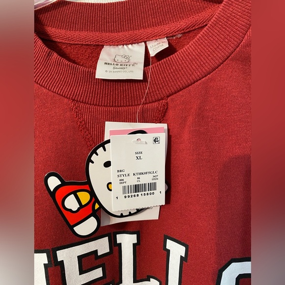 Hello Kitty Red Sweatshirt women’s XL - Picture 4 of 6